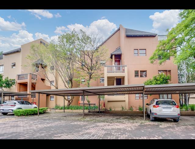 1 BEDROOM APARTMENT FOR SALE IN LONEHILL